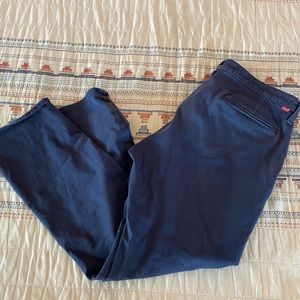 Levi’s Commuter Chinos